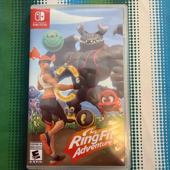 Nintendo Ring Fit Adventure Ring-Con with Red and Blue Joy-Con Artwork - Picture 4 of 16